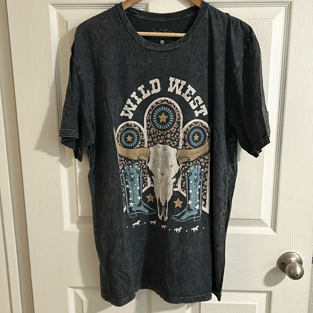Western wild west cowgirl t shirt.